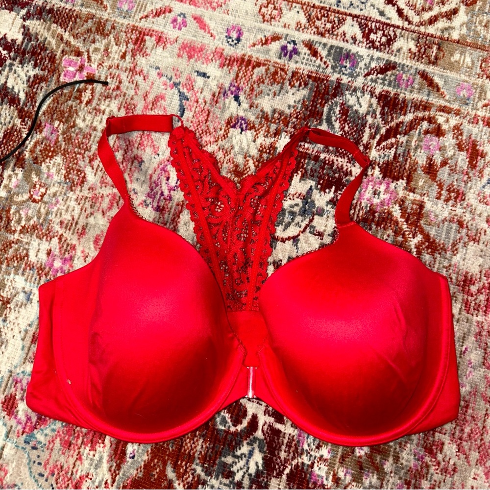 Victoria's Secret Vibrant Red Lace Bra